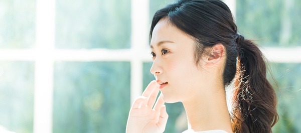 放置厳禁！　日焼け止めの塗り直しのタイミング＆塗り直し方